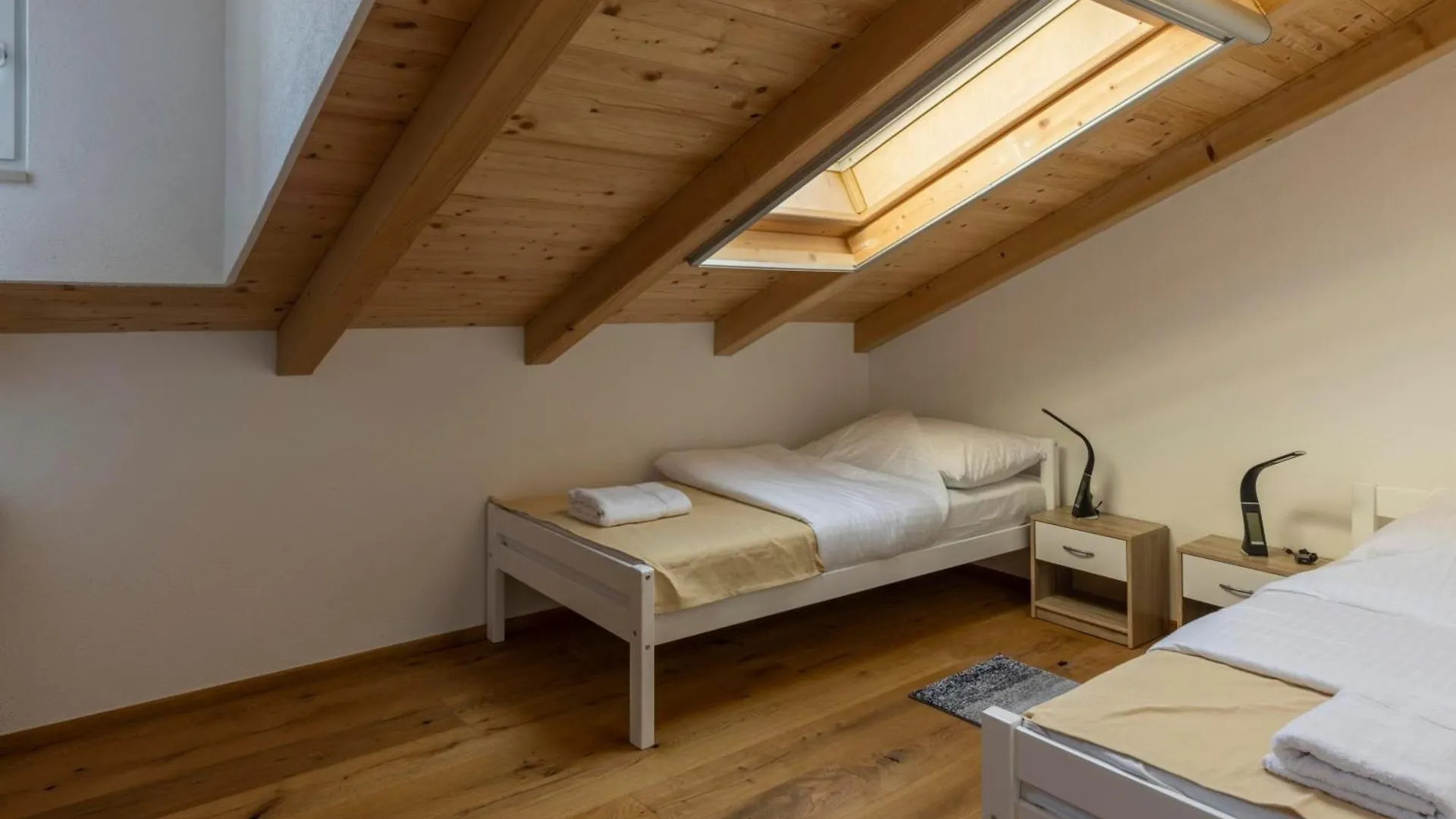Apartments With A Parking Space Sveti Jakov, Losinj - 24153 Mali Lošinj Kroatien